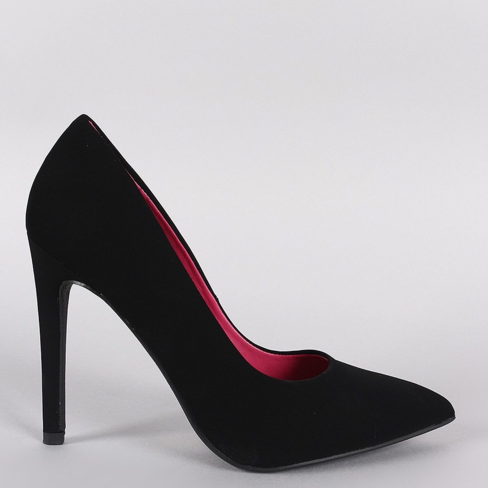 Last 1!  Perfect Black Delicious Cindy 4” PUMP - Picture 2 of 7